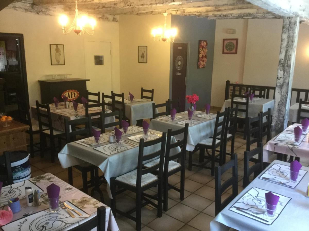 Auberge Henri IV Segur-le-Chateau Kültér fotó