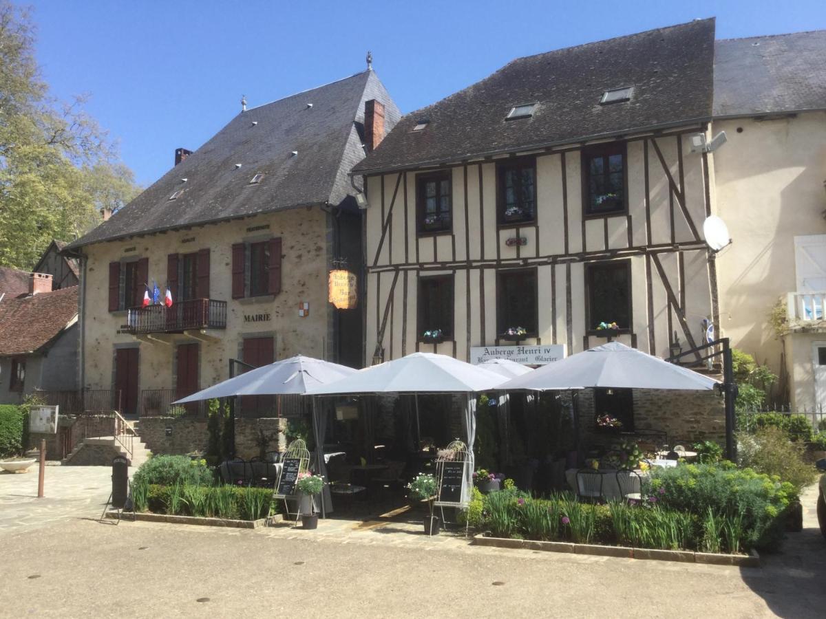 Auberge Henri IV Segur-le-Chateau Kültér fotó